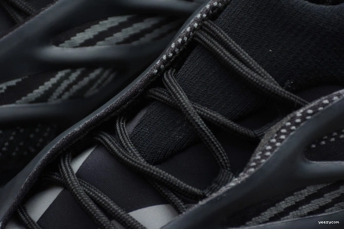 H67799 Boost 700 Adidas V3 Yeezy Black 0816